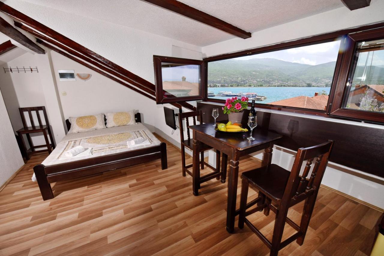 Villa Sapkar Lake View Ohrid Buitenkant foto